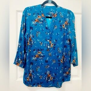 Turquoise floral long Sleeve Tunic 100% Rayon Size Medium